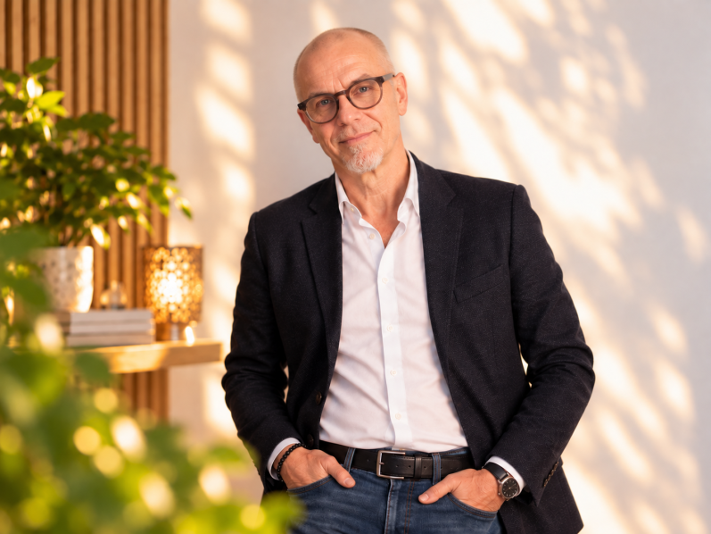 Dieter Flechtenmacher | Hypnoseklar Dieter Flechtenmacher – Hypnosecoach und Gründer von Hypnoseklar